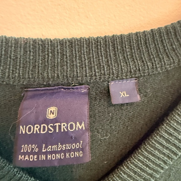 Vintage 90's Nordstrom Forest Green Oversized V-Neck Sweater 100% Lambswool - Picture 9 of 10